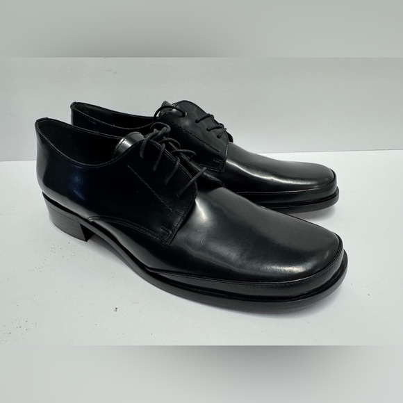 Banana Republic Black Leather Oxfords made in Italy main image 4